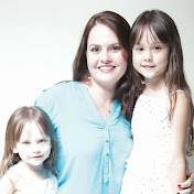 Profile Picture of Penelope Zecchinelli (@penelopezec) on Youtube