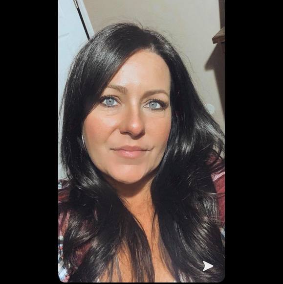 Melanie Mousel - Poshmark Profile Picture of Melanie Mousel (@mousel2001) on Poshmark