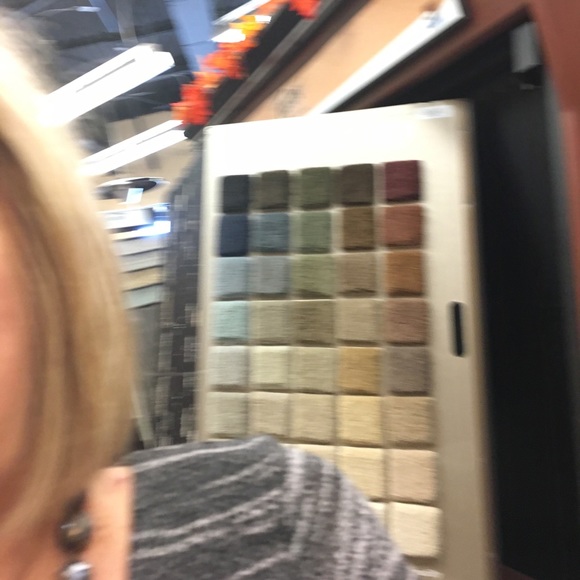 Profile Picture of Anita Andringa (@pop32) on Poshmark