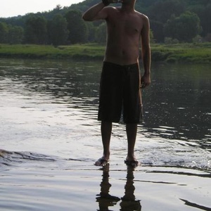 Profile Picture of Chris Helwig (@srh0o) on Myspace