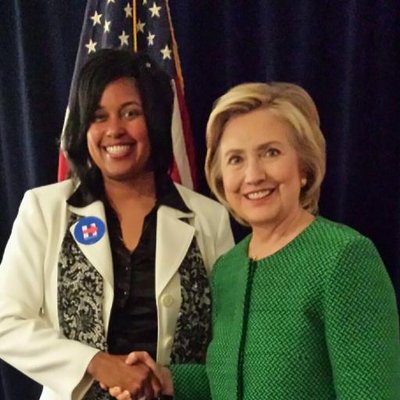 Profile Picture of Pamela J. Laffitte (@pamlaffitte) on Twitter