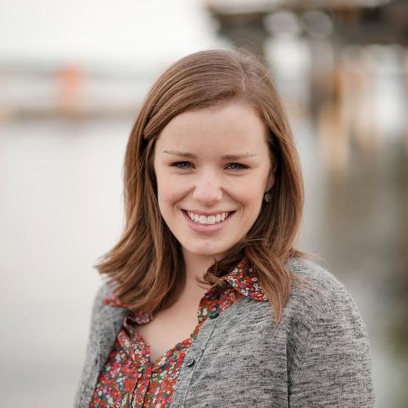 Profile Picture of Shannon Evans engstrom (@shannonevans448) on Poshmark