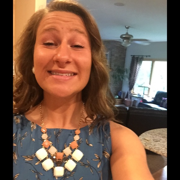 Profile Picture of Carly Dropik (@cardrop) on Poshmark