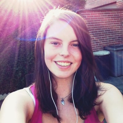 Profile Picture of Robin Van Rooy (@RobinLaurence17) on Twitter