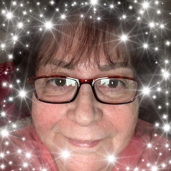 Yolanda Maestas - Poshmark Profile Picture of Yolanda Maestas (@tianina) on Poshmark