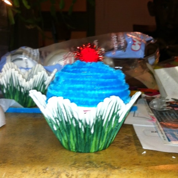 Profile Picture of Abigail Vaupel (@alvaupel226) on Poshmark