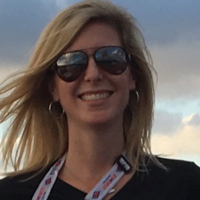 Profile Picture of Robin Howell (@rarahowell) on Twitter