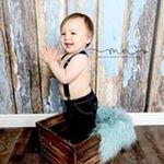 Profile Picture of Andrea Renee (@andrea.thrun) on Instagram