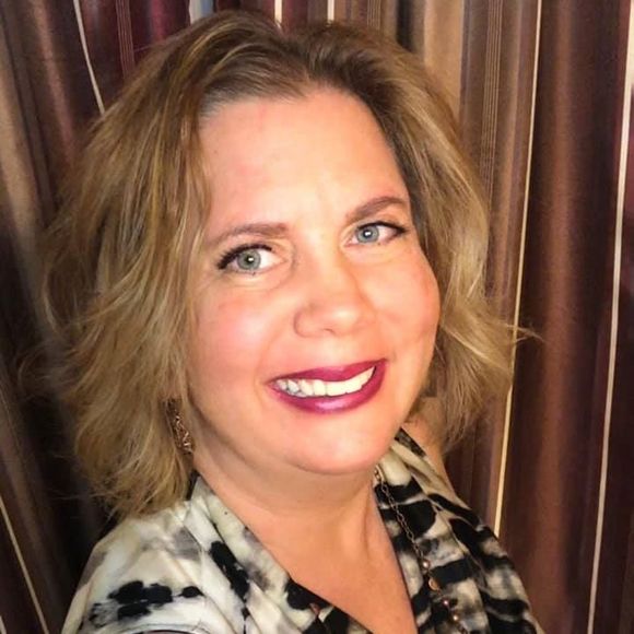 Profile Picture of Sonia Enderby (@kairos71) on Poshmark