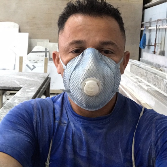 Profile Picture of Diaz Julio (@cesardiazdiaz17) on Poshmark