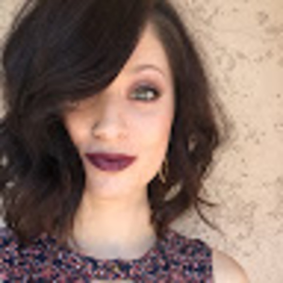 Profile Picture of Sadie Tavener (@sadietavener) on Poshmark