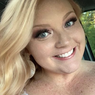 Profile Picture of Claudia Stewart (@AyeeitsClaudiia) on Twitter