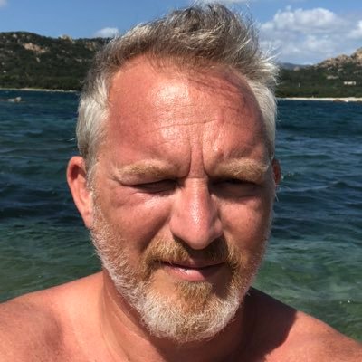 Profile Picture of Ben Knowles (@bengrovepark) on Twitter