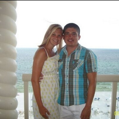 Profile Picture of Danielle Howes (@daniellehowes) on Twitter