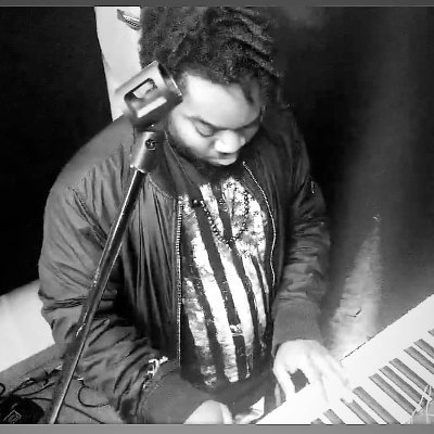 Profile Picture of Joshua Snowden (@joshuaxsnowden) on Twitter