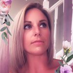 Profile Picture of Laura Craig (@lauracraig_floramydoodle) on Instagram