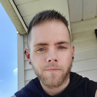 Profile Picture of Thomas Augustyniak (@tommie427) on Twitter