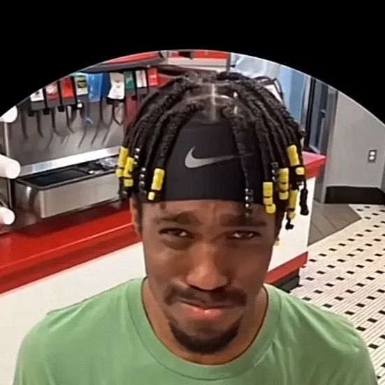 Profile Picture of Thomas Hernasy (@thomas.hernasy) on Tiktok