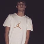 Profile Picture of robbie neal (@robbie_neal) on Instagram