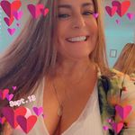 Profile Picture of Robin Lynn Morales-Lowry (@moraleslowry) on Instagram