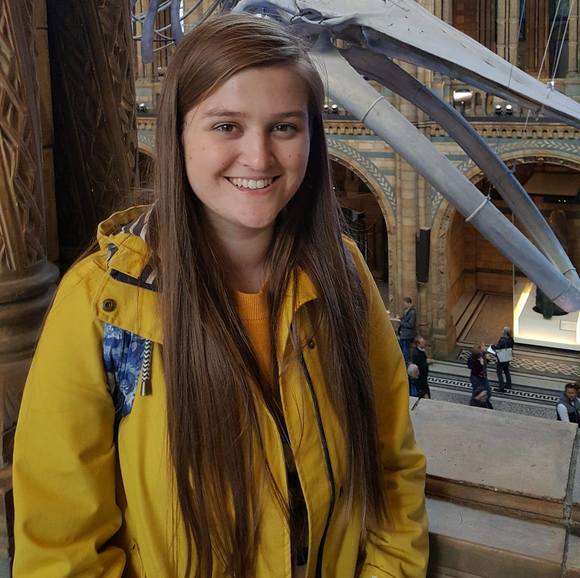 Profile Picture of Caríosa O'harte (@coharte18) on Poshmark