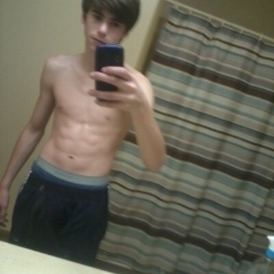 Profile Picture of Andy Mckittrick (@boymckit) on Twitter