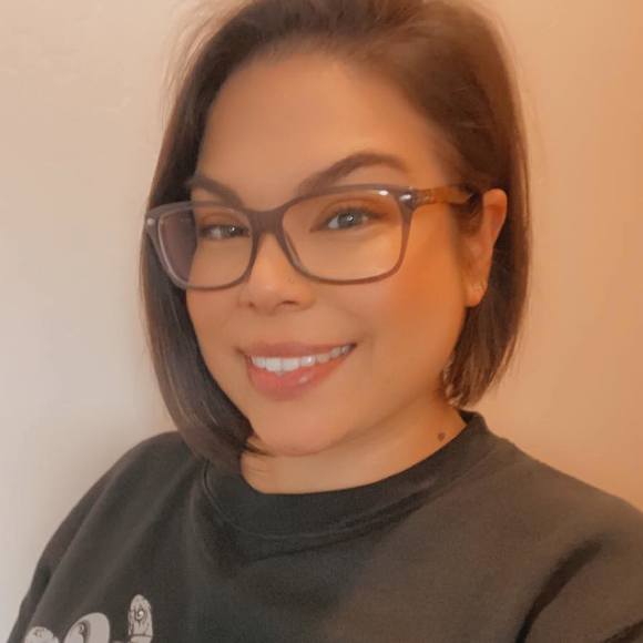 Profile Picture of Jessica Jellema wood (@jellemawood) on Poshmark