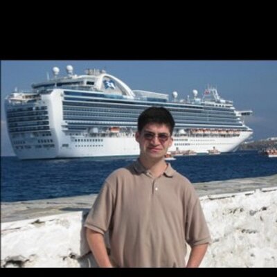 Profile Picture of Daniel Simon (@lhsk12) on Twitter