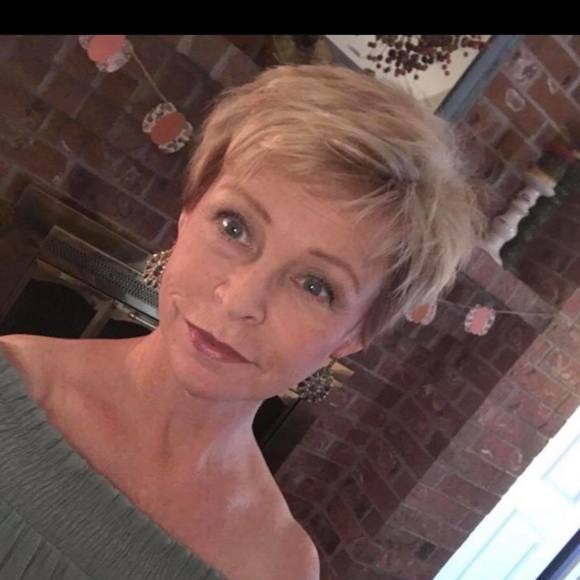 Profile Picture of Pam Stevens (@1968pam) on Poshmark