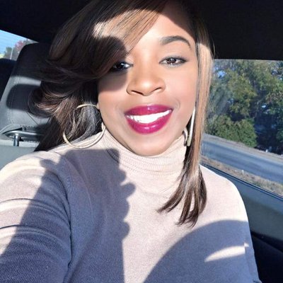 Profile Picture of Laretta Holton (@ladyjazz75) on Twitter
