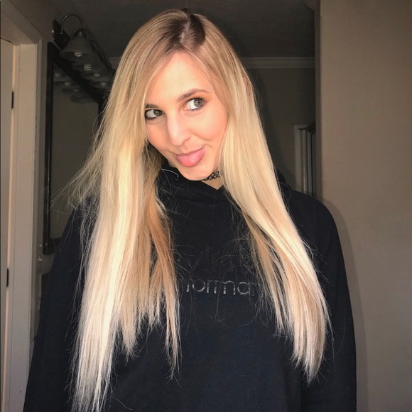 Profile Picture of Kristy Oldridge (@kristy182ava) on Poshmark