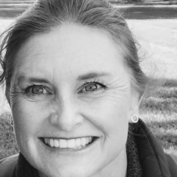 Kimberly Bloom - Poshmark Profile Picture of Kimberly Bloom (@kimsbobims) on Poshmark