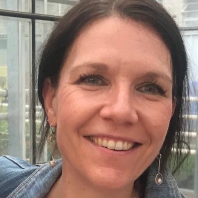 Profile Picture of Josiane Walentiny (@JosianeWalenti1) on Twitter