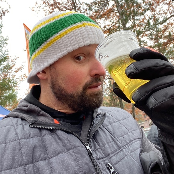 Profile Picture of Chris Schabel (@cschab) on Poshmark