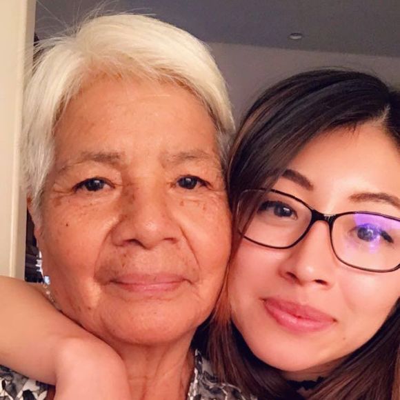 Profile Picture of Mily Araoz (@milyaraoz) on Poshmark