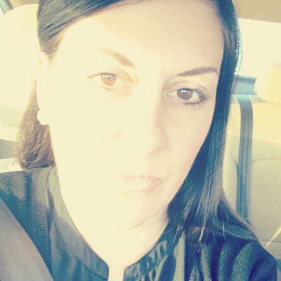 Profile Picture of Christina Read (@chrisread) on Poshmark
