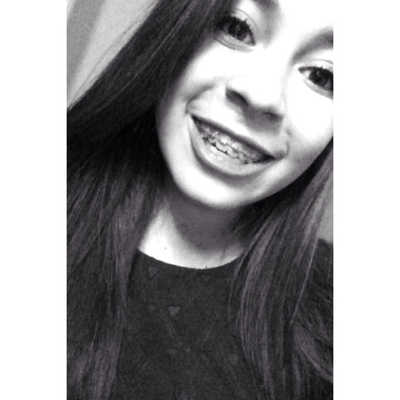 Profile Picture of Maya Wolf (@mayawolf) on Poshmark