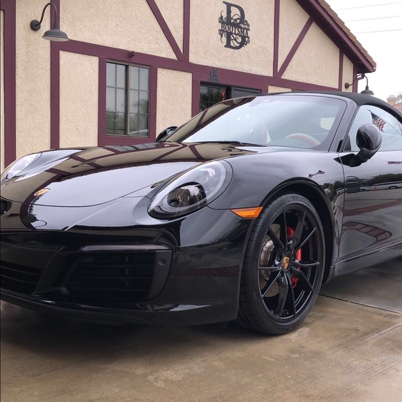 Profile Picture of Justin Zamora (@justinzamora544) on Poshmark