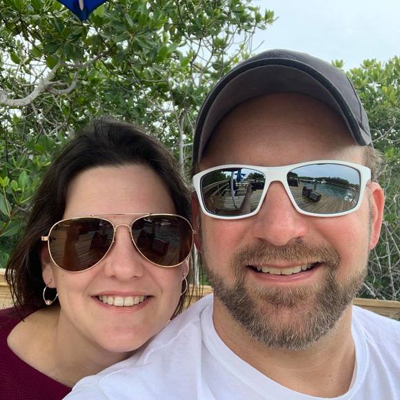 Profile Picture of Jason Brounce (@jasonbrounce) on Poshmark