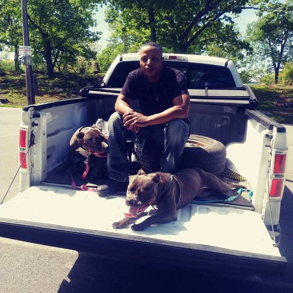 Profile Picture of Lawrence Williams (@lawlazwil) on Poshmark