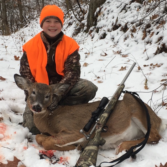 Profile Picture of Noah Sticha (@sticha_noah) on Poshmark