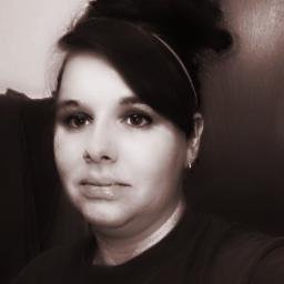 Profile Picture of Kelly Jo Magnuson (@KellyBelle36) on Twitter