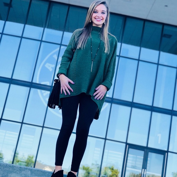 Profile Picture of Kaitlyn Blake (@kblake0802) on Poshmark