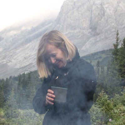 Profile Picture of Laureen Harper (@LaureenHarper) on Twitter