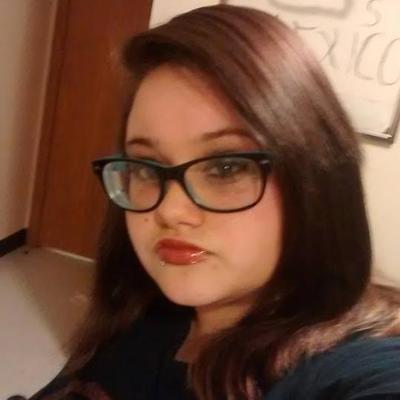 Profile Picture of Holli Renee Johnson (@hollij95) on Twitter