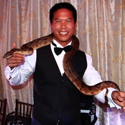 Profile Picture of Alexander Huynh (@divbyzer0) on Twitter