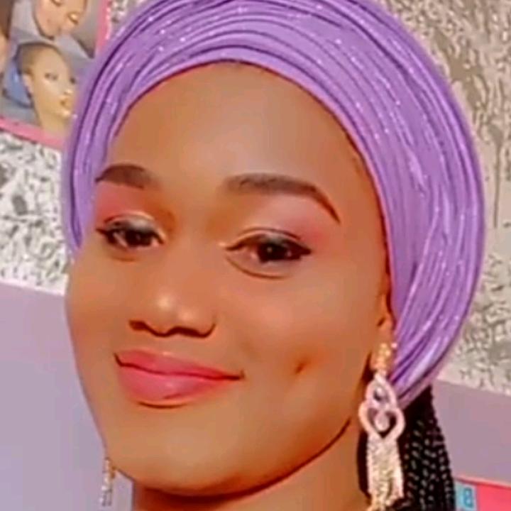 Profile Picture of Gloriahounguè 52@ (@gloriahoungue52) on Tiktok