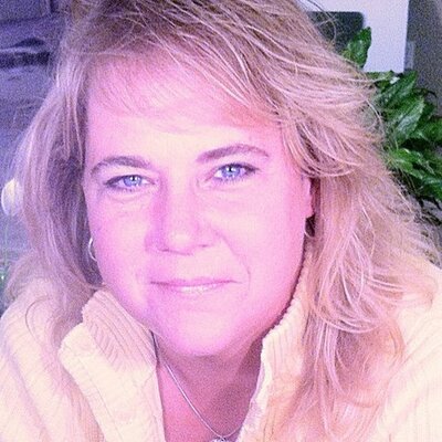 Profile Picture of Lisa Nickerson (@ff270) on Twitter