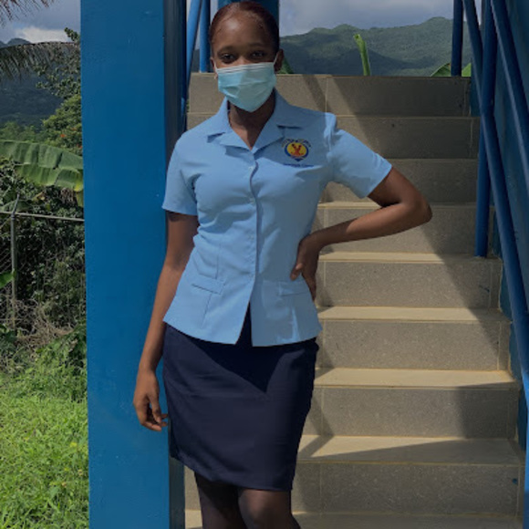 Profile Picture of Demora Livermore (@demoralivermore) on Poshmark