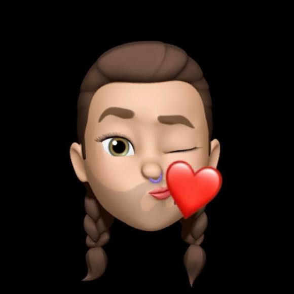 Profile Picture of David Dekker (@paige841) on Poshmark